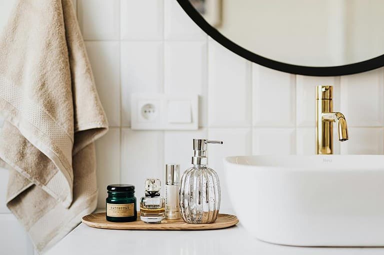 stunning tile choices for bathroom revamp